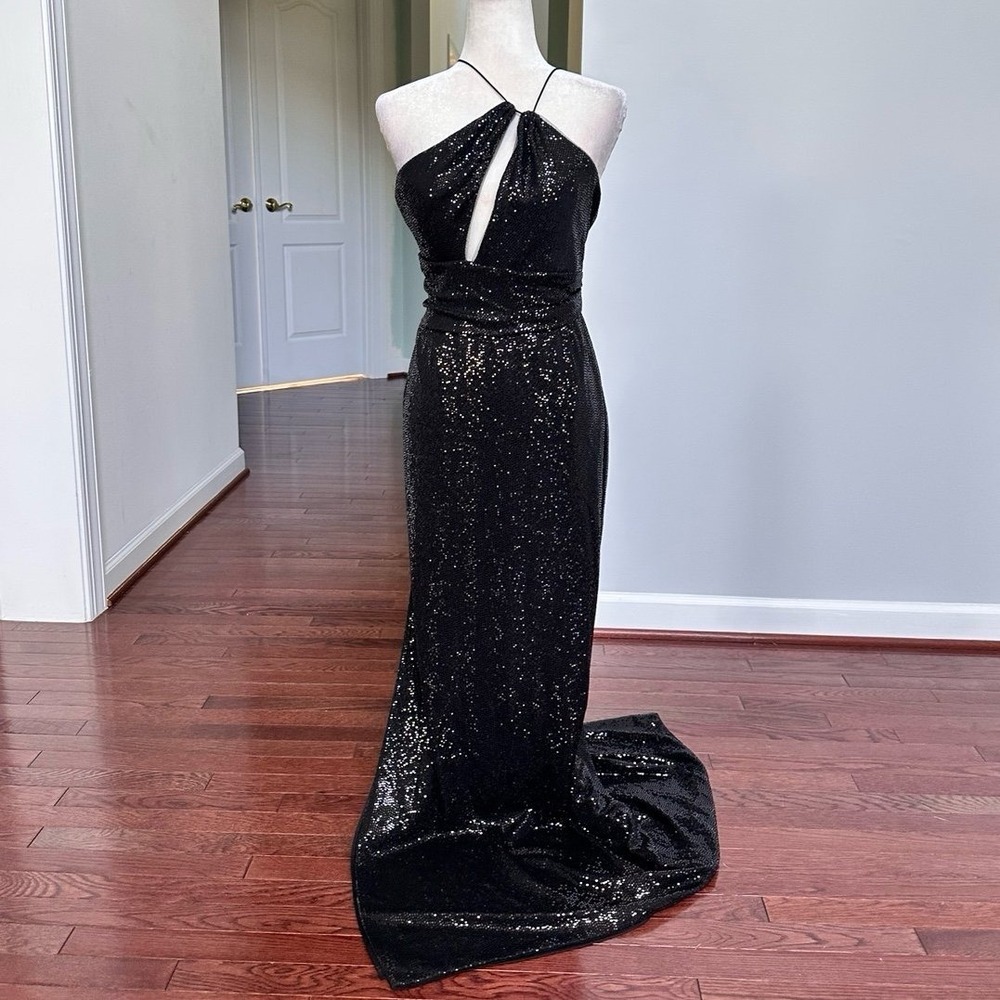 Aidan Mattox Fully Sequined Sexy Cutout Elegant Feminine Unique‎ Gown Dress